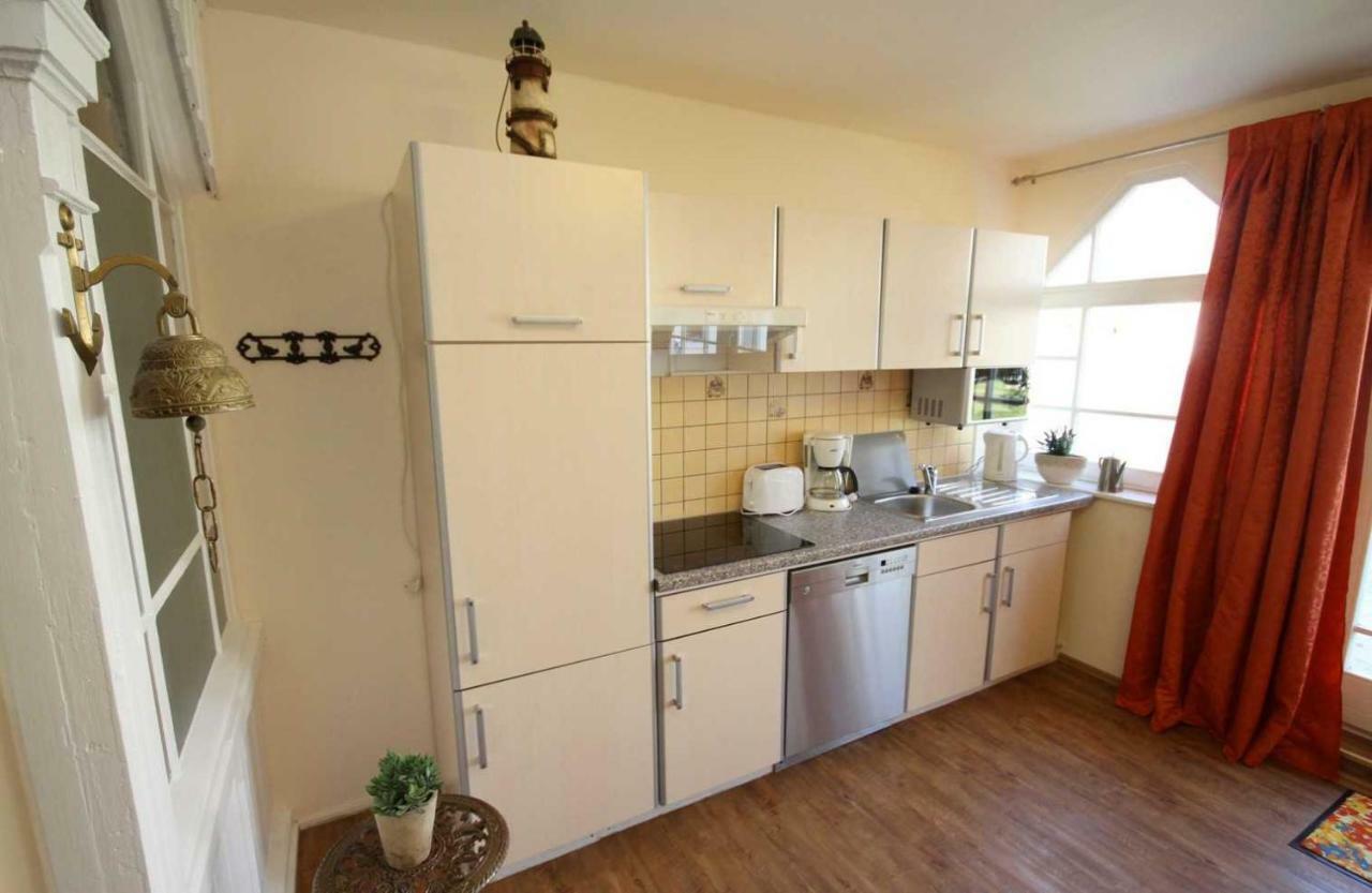 Strandvilla Rheingold - Ferienwohnung Miro Goehren (Ruegen) Exterior photo