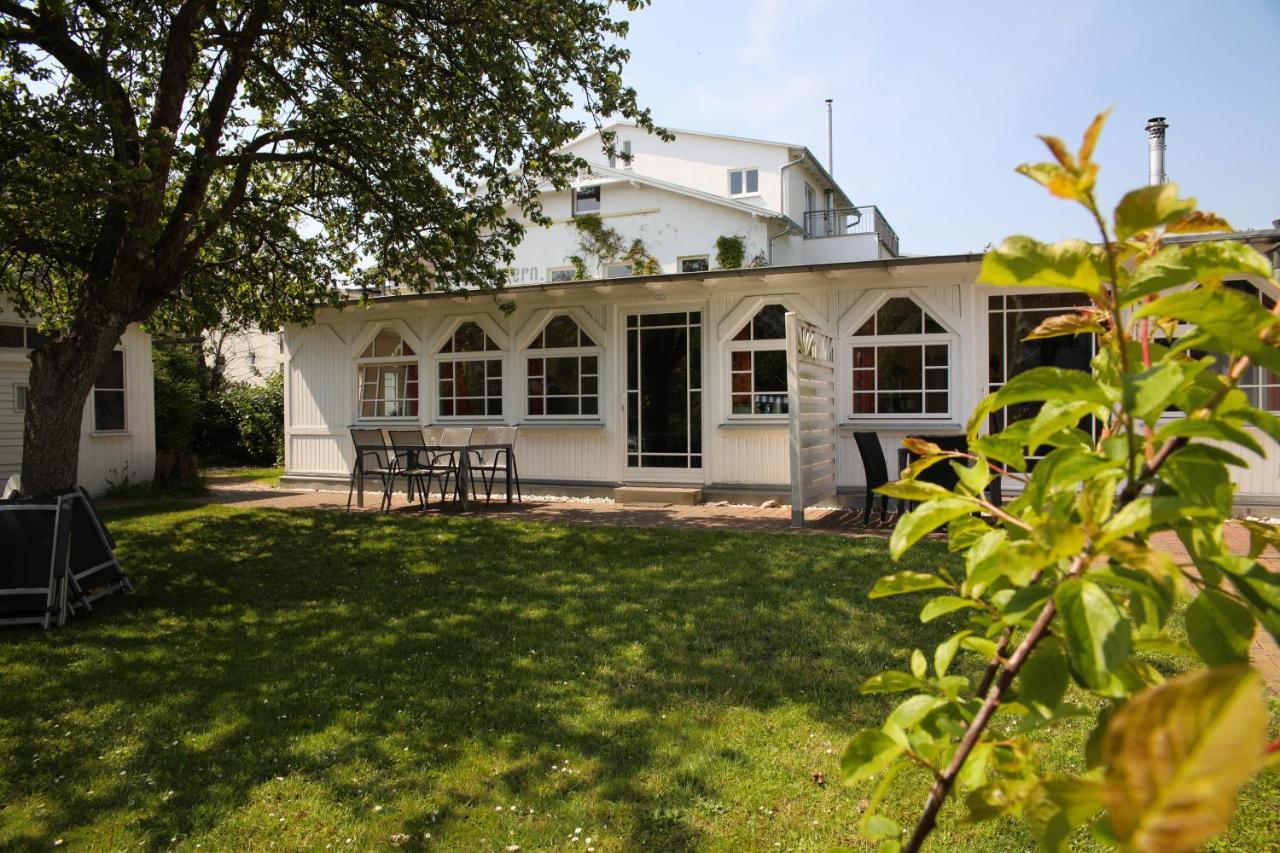 Strandvilla Rheingold - Ferienwohnung Miro Goehren (Ruegen) Exterior photo